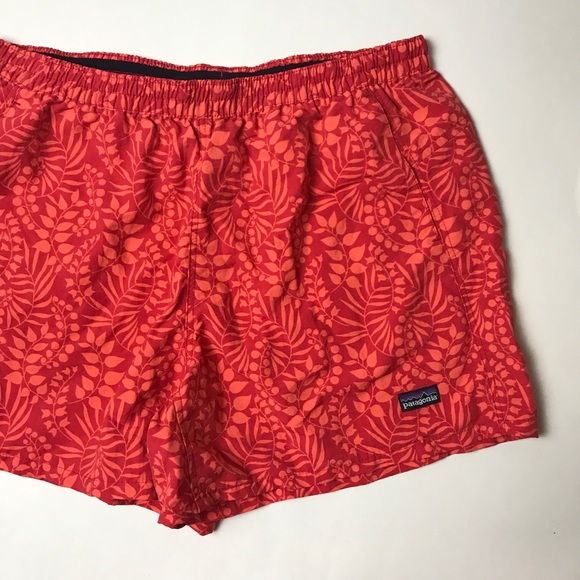 Patagonia Pants - Patagonia Women's Colorful Print Shorts Size L